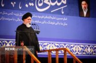 مسئولان نقاط ضعف دشمن را برجسته کنند