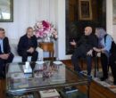 پزشکیان با یکی از مفاخر علوم پزشکی کشور دیدار کرد