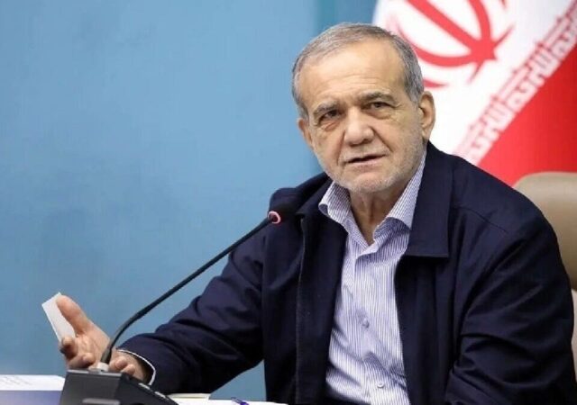 پزشکیان: چنددستگی و تفرقه یعنی آتش/ امروز ایران را در منطقه به عنوان یک قدرت می بینند