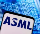 ASML بهخاطر رونق صنعت هوش مصنوعی، به تمام کارکنان خود ۲۰ هزار یورو پاداش میدهد ASML بهخاطر رونق صنعت هوش مصنوعی، به تمام کارکنان خود ۲۰ هزار یورو پاداش میدهد