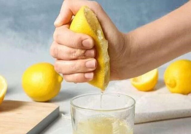 اگر آبلیموی غذا زیاد شد چه کنیم؟؛ از رفع ترشی خورش تا سوپ و سس