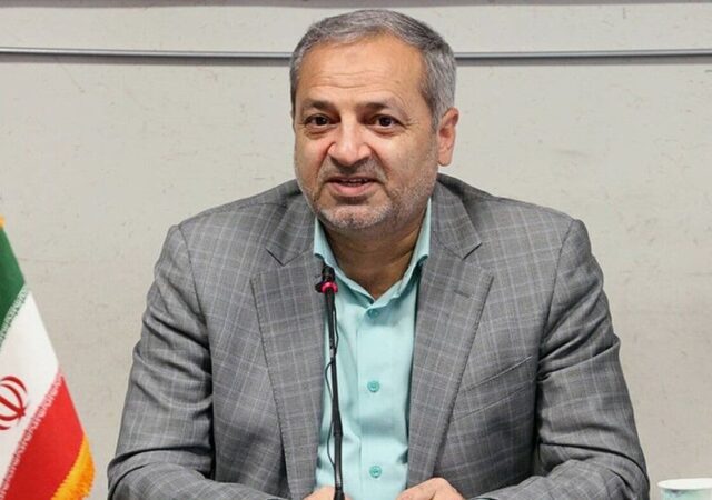 برنامه جدید دولت برای حمایت از دانش‌آموزان کم برخوردار / کارت نشاط چیست؟