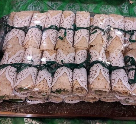 به دلتان افتاده در مراسم تشییع رهبر نذری‌های کوچک بدهید؟ ما راهنمایی‌تان خواهیم کرد...