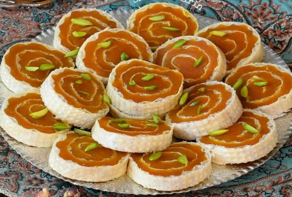 تاکنون با شیرخشک حلوا پخته‌اید؟