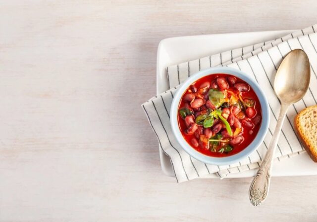 طرز تهیه خوراک لوبیا قرمز؛ غذایی خوشمزه و پرطرفدار | چگونه می‌توان نفخ لوبیا قرمز را گرفت؟