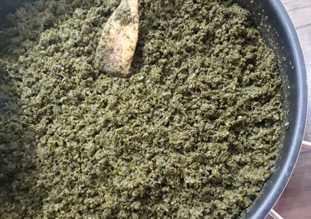 چگونه تلخی سبزی سرخ شده را بگیریم ؟ ؛ از قورمه سبزی و خورشت کرفس تا انواع کوکو