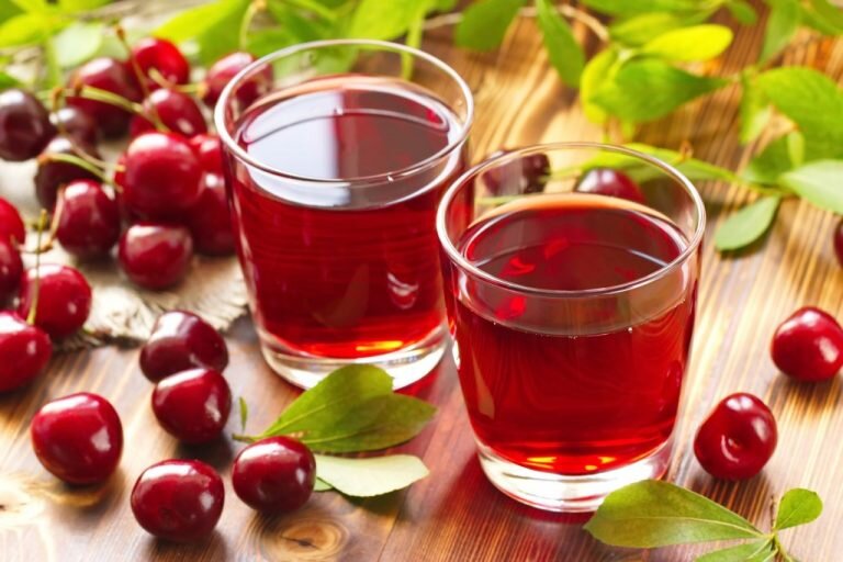 چگونه شربت آلبالو خوشرنگ درست کنیم ؟ | طرز تهیه شربت آلبالو بدون شکر با ۳ روش