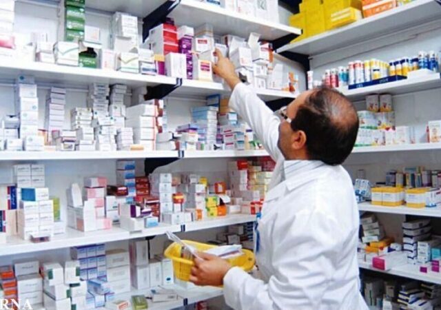 کمبود دارو به مرز هشدار رسید/ چرا داروی اعصاب پیدا نمی‌شود؟