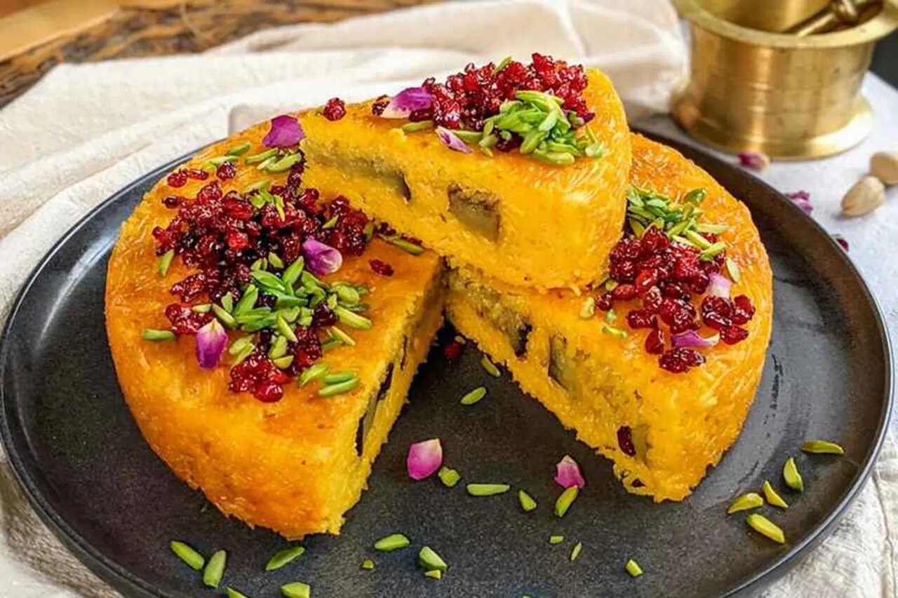 ۵ غذای ایرانی که خارجی‌ها عاشقش هستند؛ از کباب تا ته‌چین با دستور پخت + روش تهیه