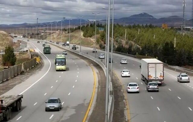 تردد روان در محورهای شمالی و پایانه‌های مرزی اربعین