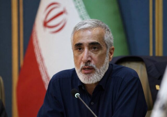 پیرصالحی: محدودیت‌های پولی، تأمین دارو را دشوار کرده است
