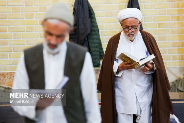 کاربست شریعت در ساحت علوم به اعتکاف علمی طلاب می‌رود