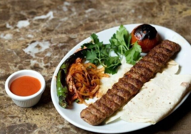 آیا می‌دانستید با دل مرغ هم می‌شود کباب کوبیده درست کرد؟