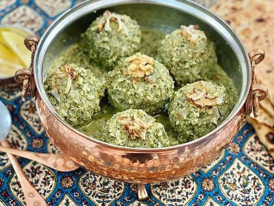 این کوفته شیرازی با همه کوفتهها فرق دارد؛ طرز تهیه کوفته سبزی مجلسی این کوفته شیرازی با همه کوفتهها فرق دارد؛ طرز تهیه کوفته سبزی مجلسی