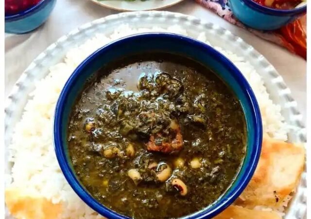 قورمه سبزی جنوبی چه فرقی با نسخه اصلی آن دارد؟