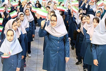 بازگشت ۴۸ هزار دانش‌آموز جا مانده از تحصیل به مدرسه